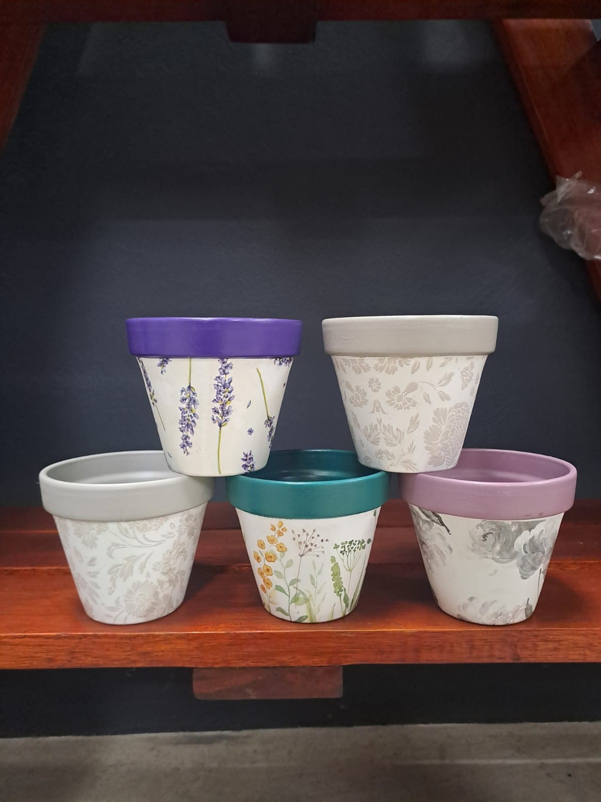 INDOOR COVER POT VARIOUS 8CM