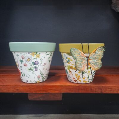 ROSEY PAINTED POT (10CM)