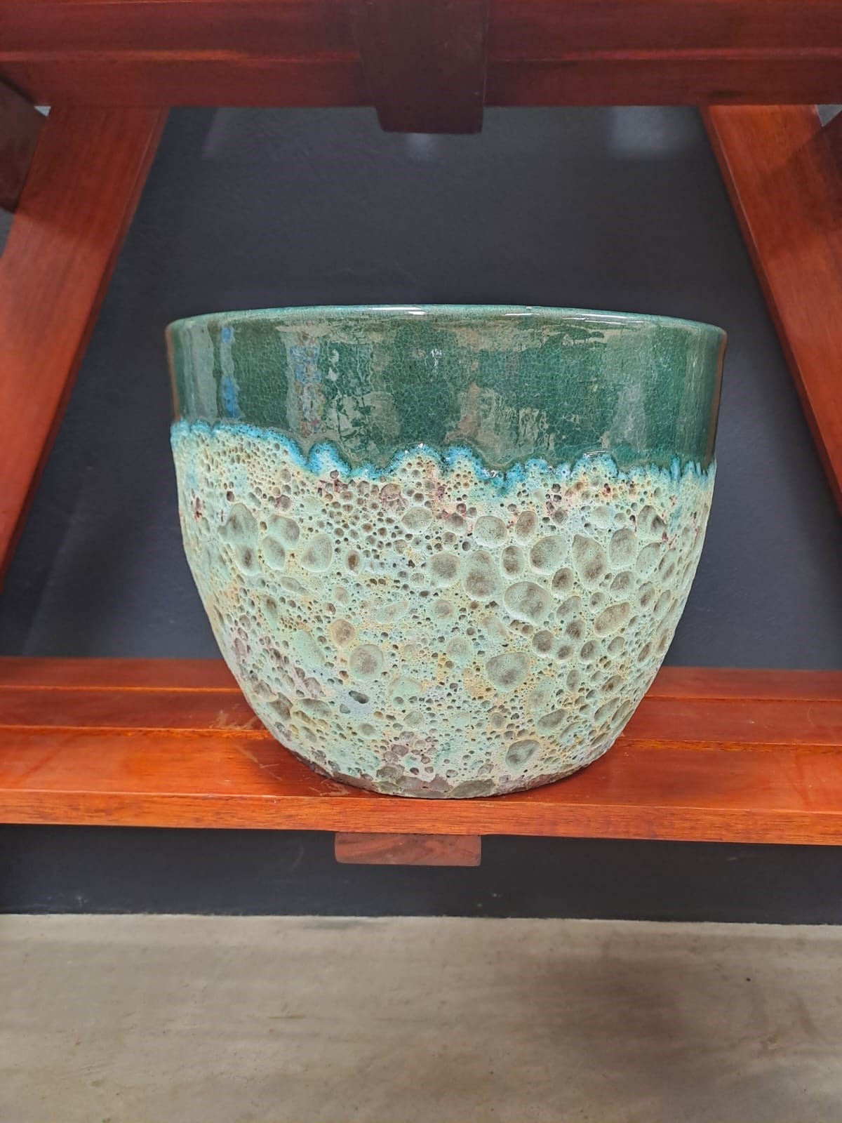 GLAZED CERAMIC ROUND POT 41X30