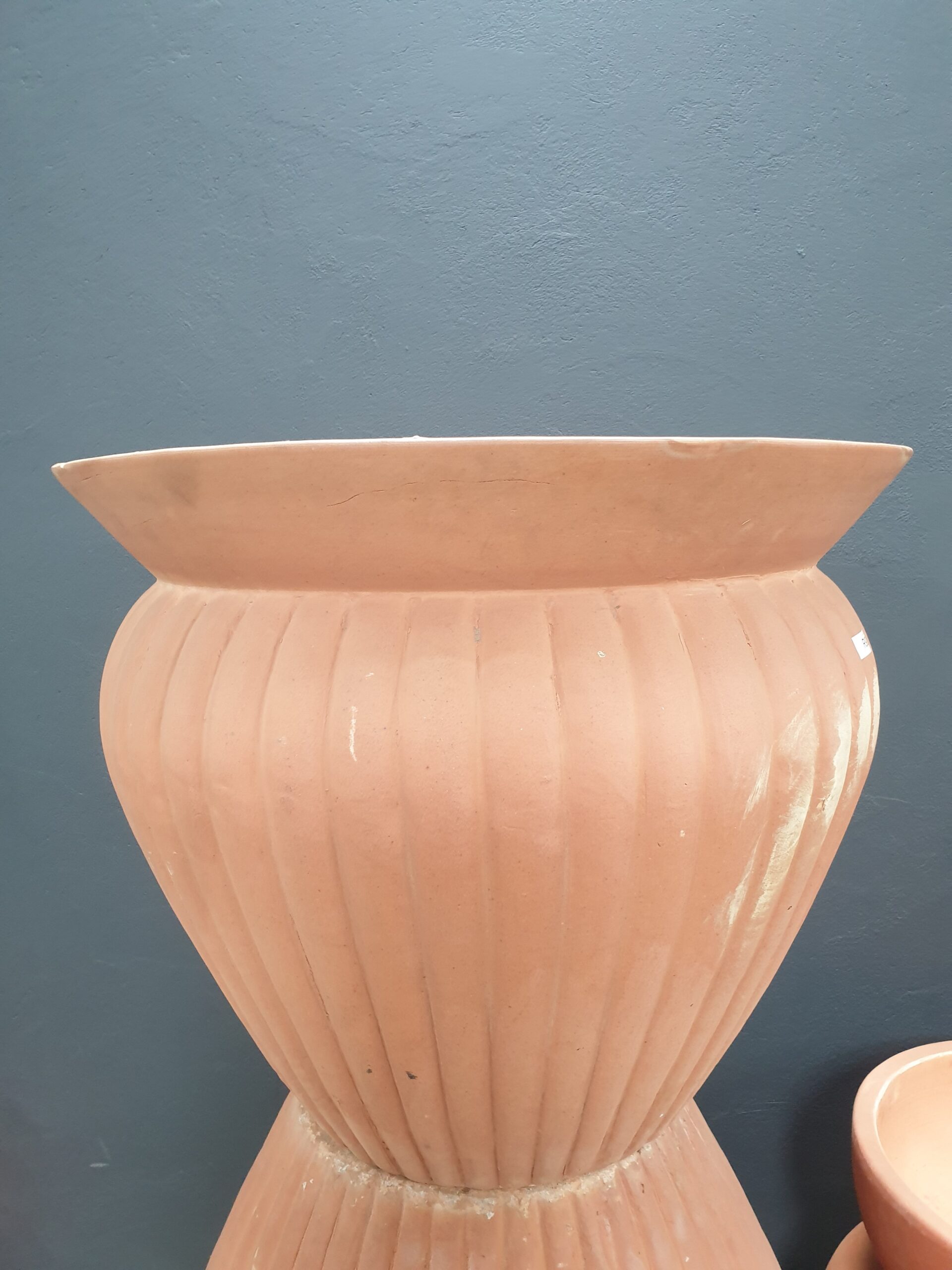 TERRACOTTA FLUTED FLOWER POT (66CM X 54CM)